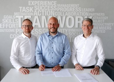 Alex Kraus, Geschäftsführer BITel, Guido Bolz und Bernd Kerner, beide Geschäftsführer der NHC