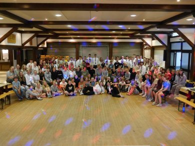 Gruppenbild in der Schützenhalle in Calle