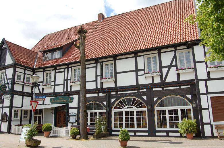 das alte Gasthaus Rugge - hier vom Marktplatz Clarholz aus gesehen